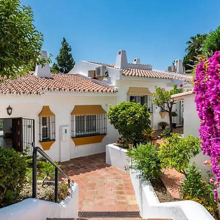 度假居 Aloha Puerto Banus *